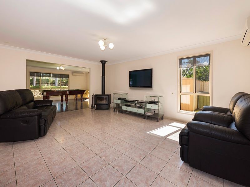 95 Westaway Crescent, Bellbowrie QLD 4070