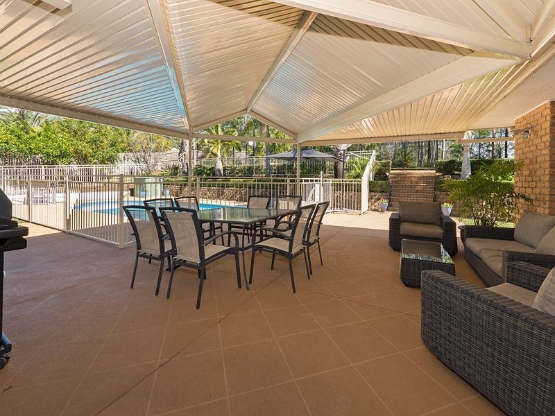 95 Westaway Crescent, Bellbowrie QLD 4070
