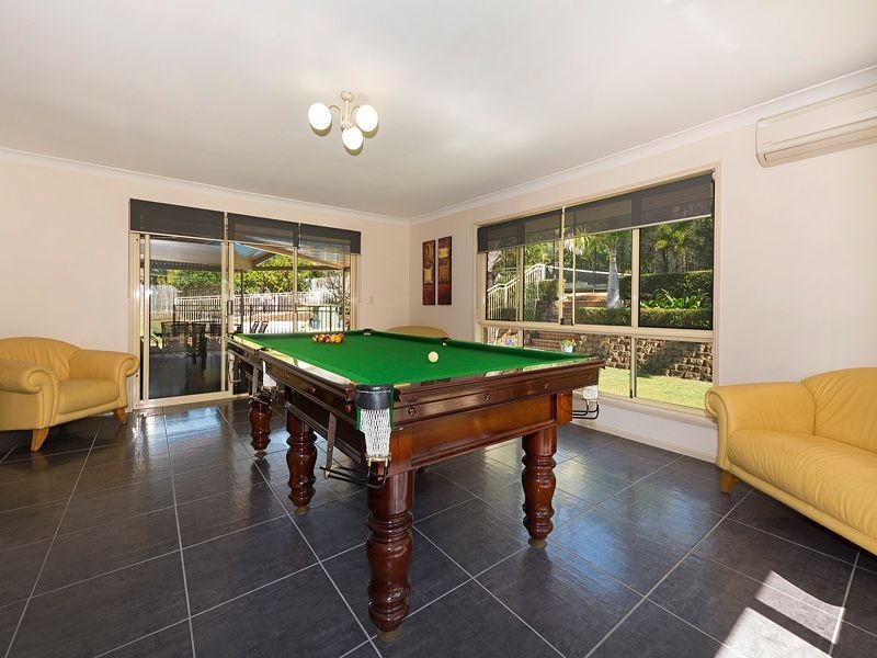 95 Westaway Crescent, Bellbowrie QLD 4070