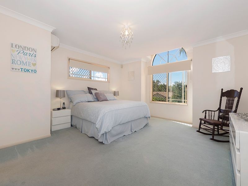 95 Westaway Crescent, Bellbowrie QLD 4070