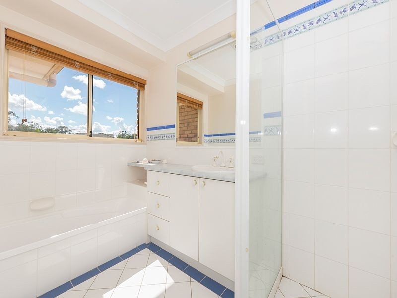 95 Westaway Crescent, Bellbowrie QLD 4070