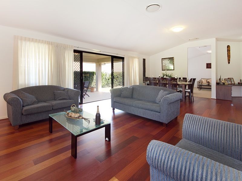 7 Witty Road, Moggill QLD 4070