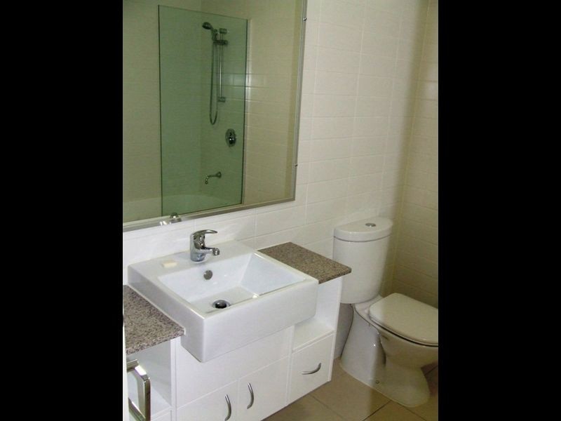 30/24 Allwood Street, Indooroopilly QLD 4068