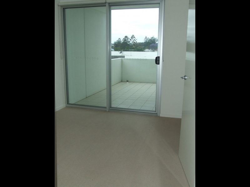 30/24 Allwood Street, Indooroopilly QLD 4068