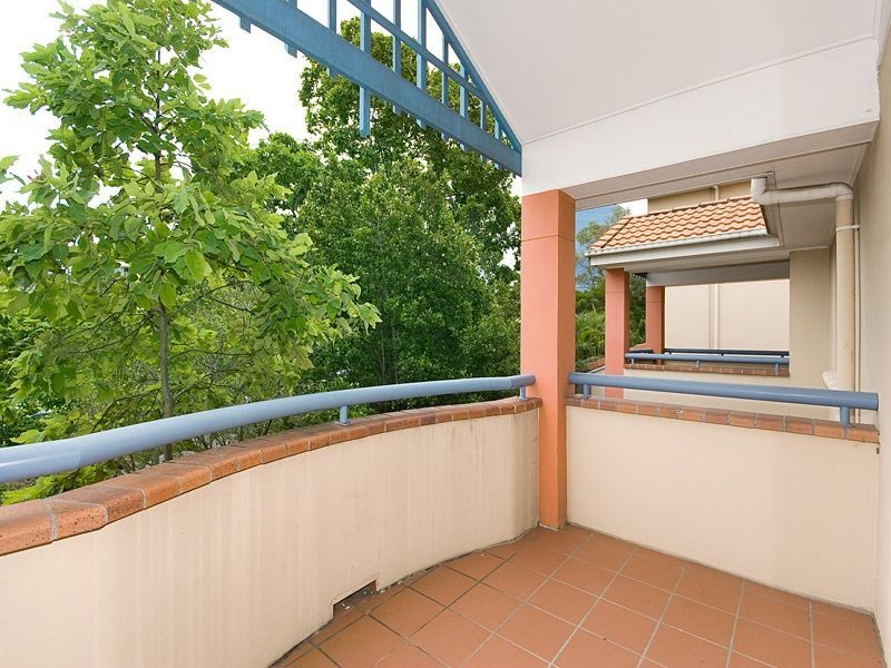 9/31 Glen Road, Toowong QLD 4066