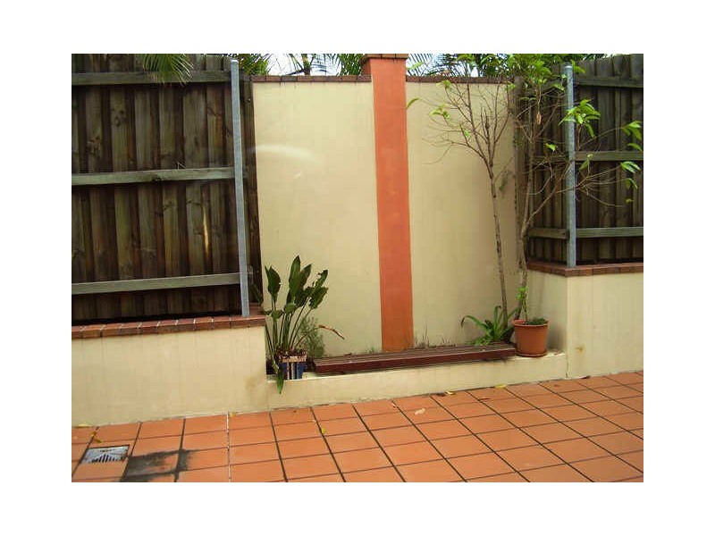 6/31 Glen Road, Toowong QLD 4066