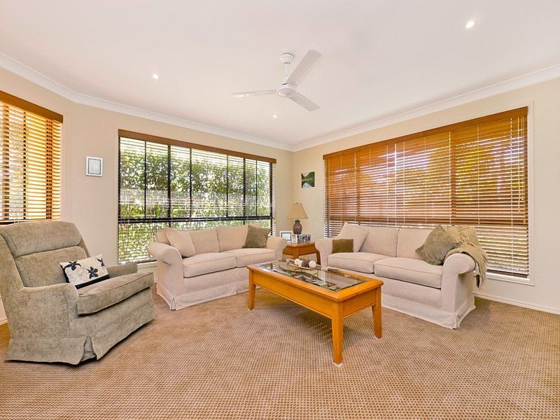 84 Beaufort Crescent, Moggill QLD 4070