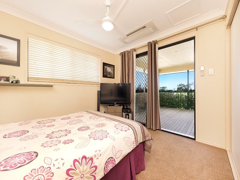 84 Beaufort Crescent, Moggill QLD 4070