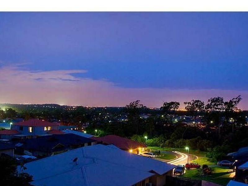 84 Beaufort Crescent, Moggill QLD 4070