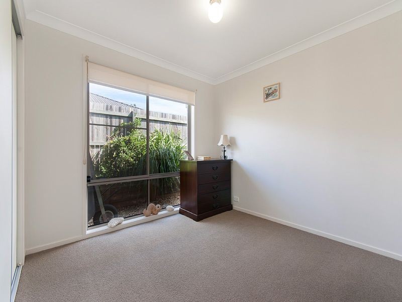 35 Rise Place, Moggill QLD 4070