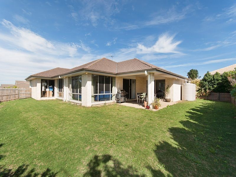 35 Rise Place, Moggill QLD 4070