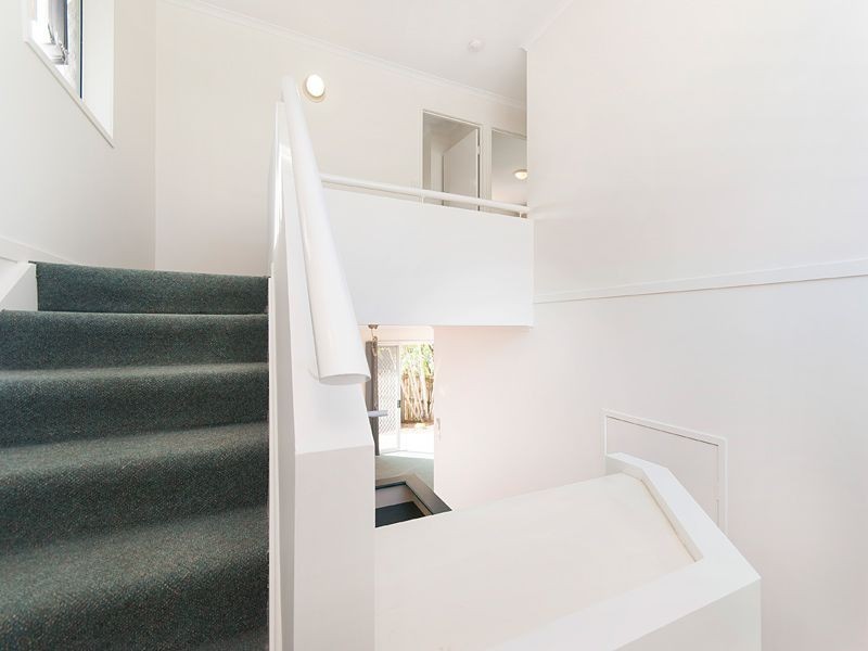 1/106 Whitmore Street, Taringa QLD 4068