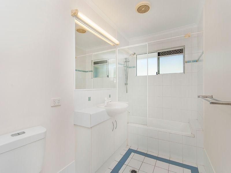 1/106 Whitmore Street, Taringa QLD 4068