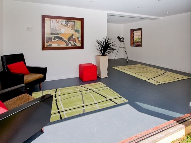 30 Salisbury Street, Indooroopilly QLD 4068