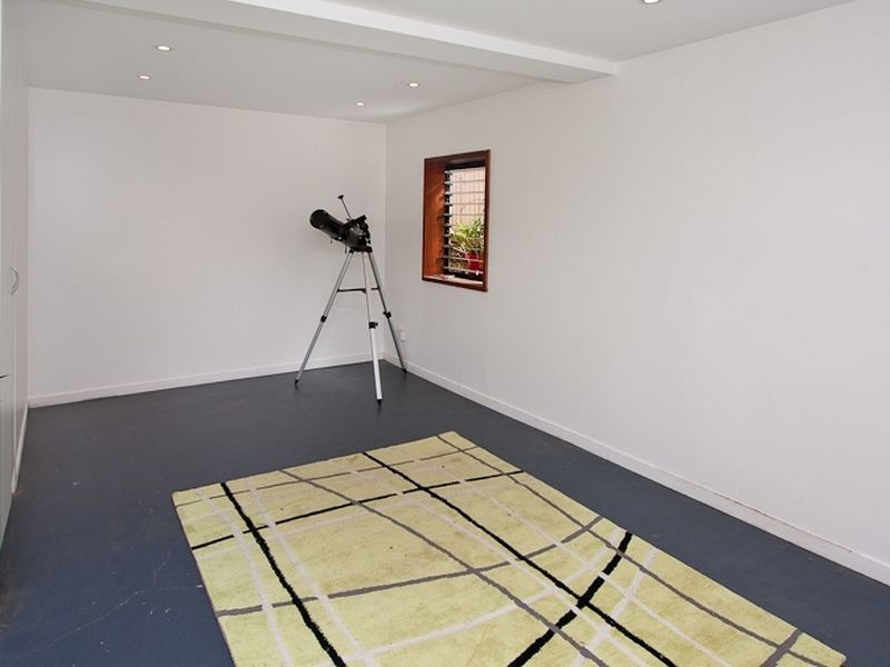 30 Salisbury Street, Indooroopilly QLD 4068