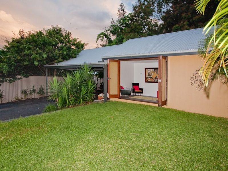 30 Salisbury Street, Indooroopilly QLD 4068