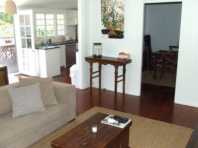 13 Elizabeth Street, Toowong QLD 4066