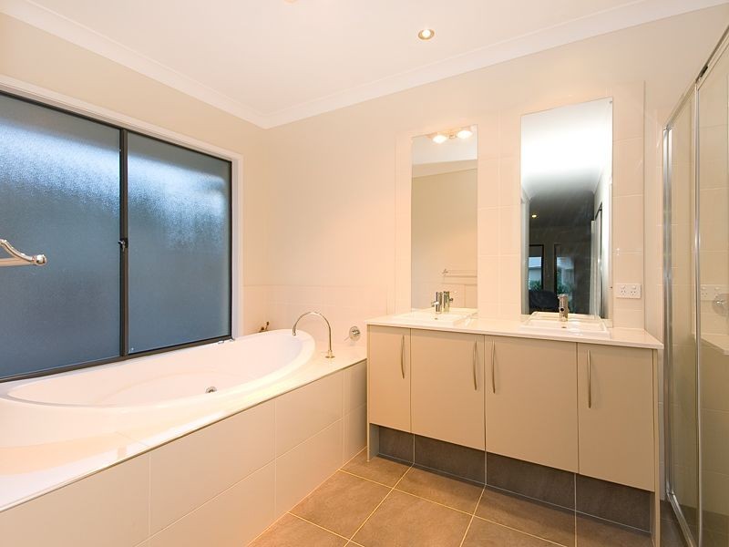 78 Jarrah Street, Moggill QLD 4070