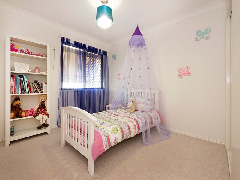 28 Makepeace Place, Bellbowrie QLD 4070