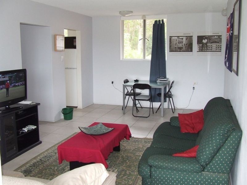 6/225 Carmody Road, St Lucia QLD 4067