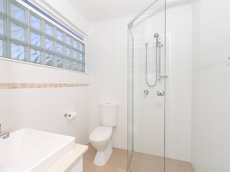 29 Blackstone Street, Indooroopilly QLD 4068