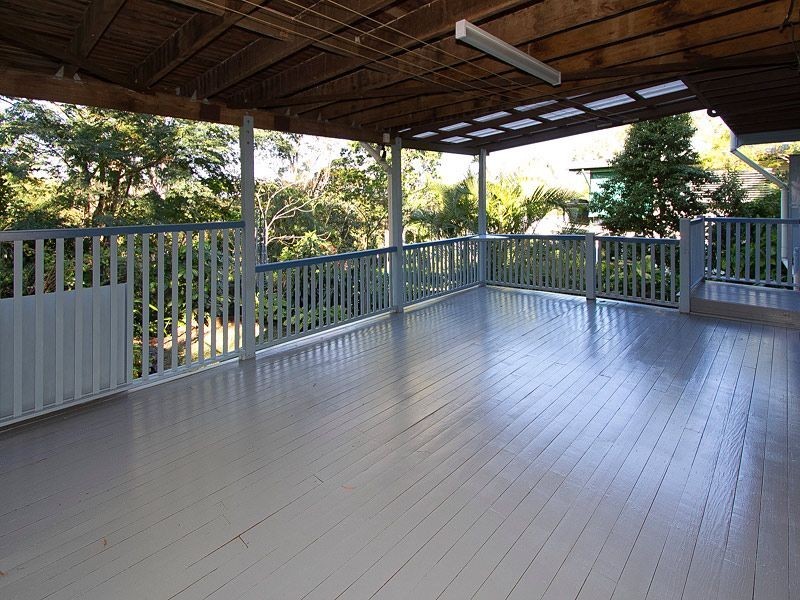 29 Blackstone Street, Indooroopilly QLD 4068