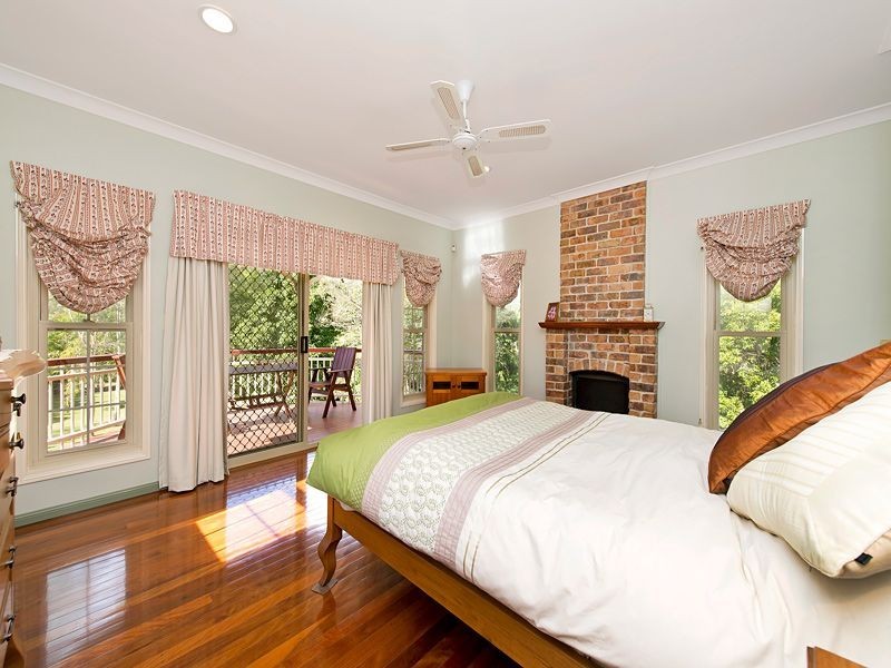 70 Birkin Road, Bellbowrie QLD 4070