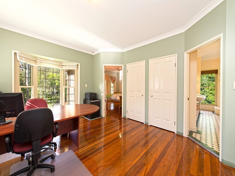 70 Birkin Road, Bellbowrie QLD 4070