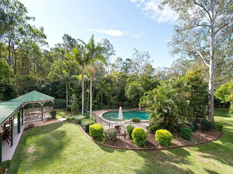 70 Birkin Road, Bellbowrie QLD 4070
