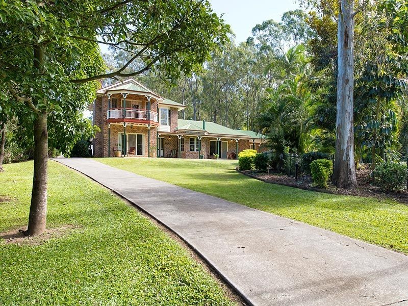 70 Birkin Road, Bellbowrie QLD 4070