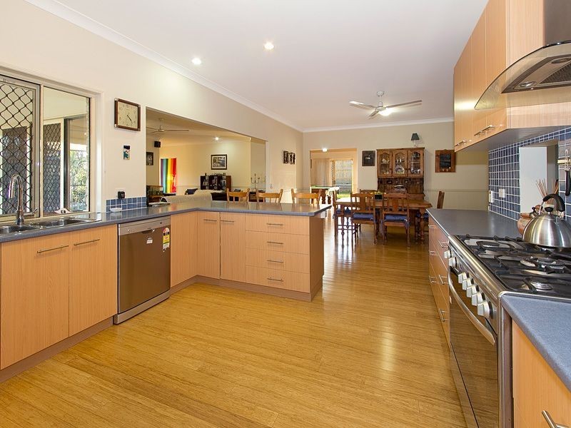 17 Barbara Court, Moggill QLD 4070