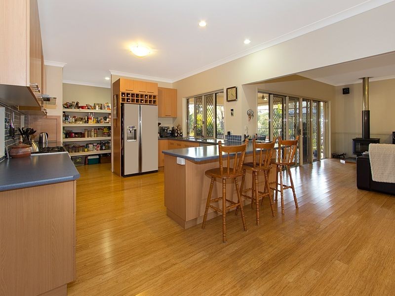 17 Barbara Court, Moggill QLD 4070