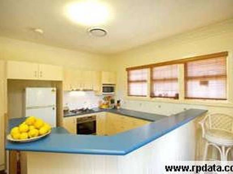 22 Greenlaw Street, Indooroopilly QLD 4068