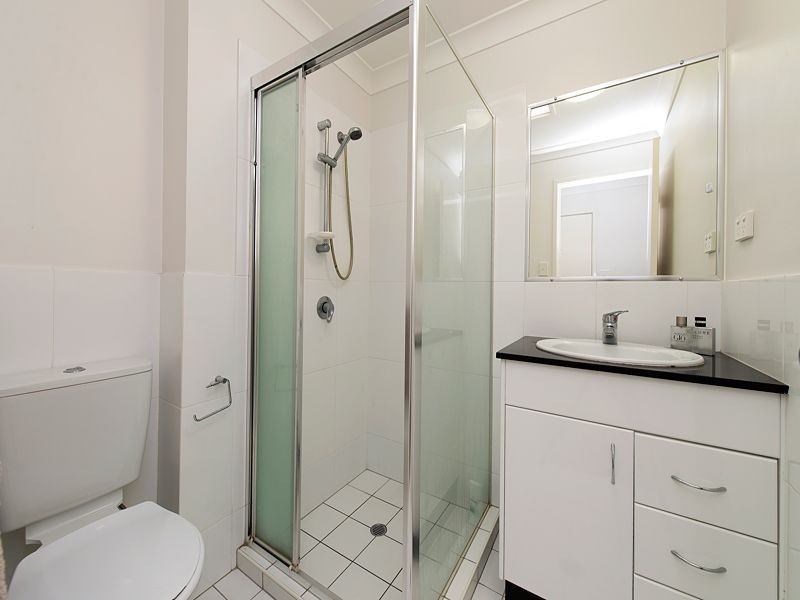 11/11 Croydon Street, Toowong QLD 4066