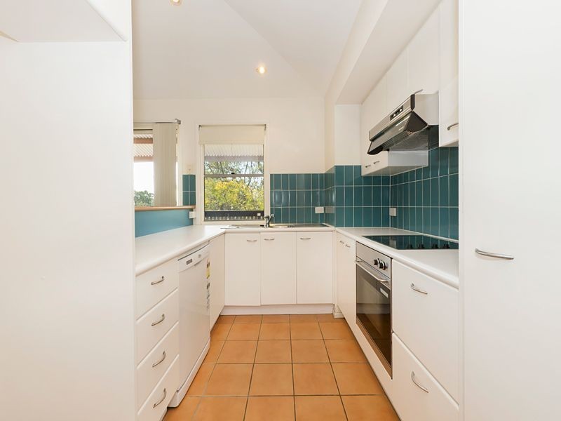 15/82 Russell Terrace, Indooroopilly QLD 4068