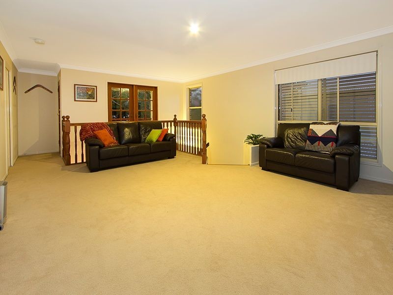 27 Churchill Street, Graceville QLD 4075