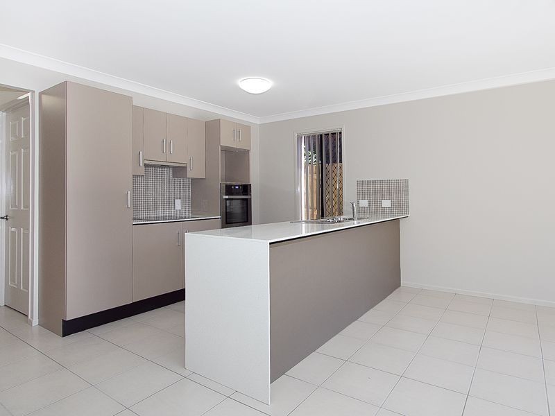 18 Gilruth Road, Kenmore QLD 4069