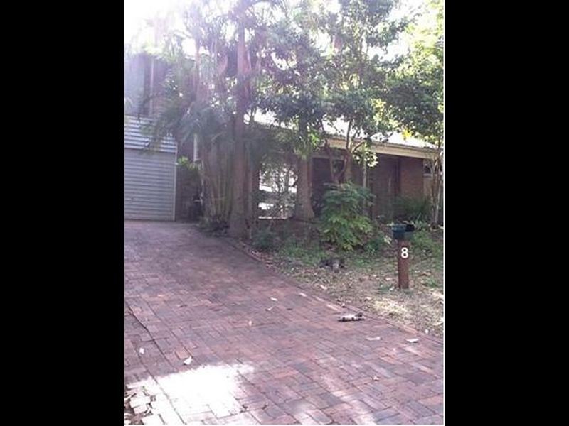 8 Narnoo Street, Chapel Hill QLD 4069