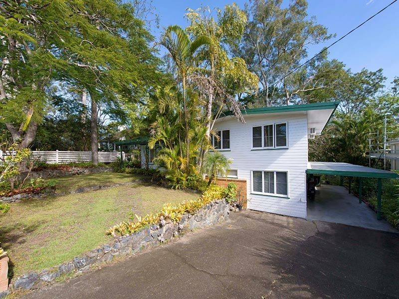 89 Kenmore Road, Kenmore QLD 4069