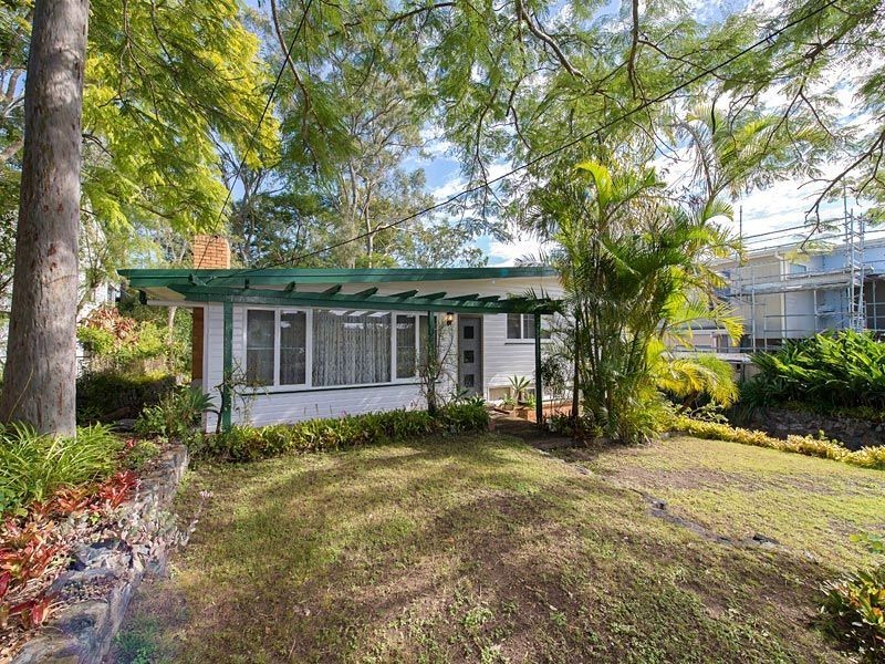89 Kenmore Road, Kenmore QLD 4069