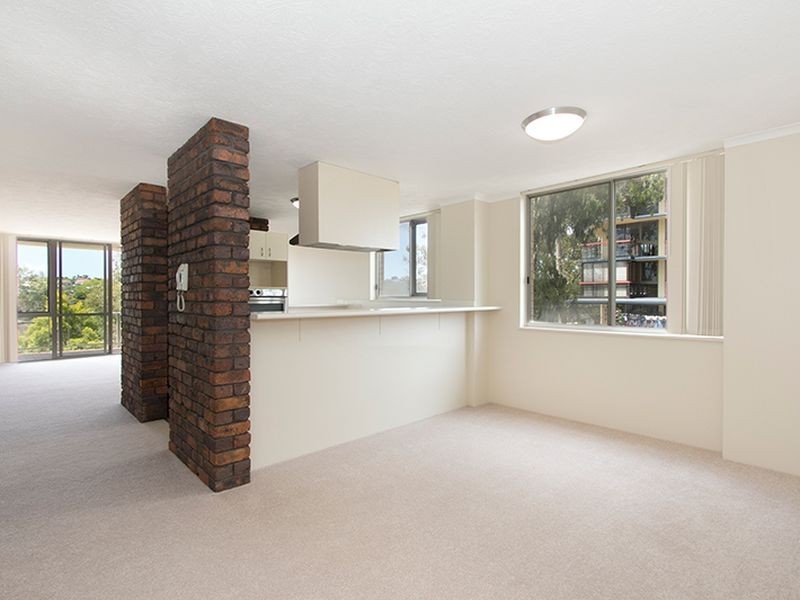 9/122 Macquarie Street, St Lucia QLD 4067