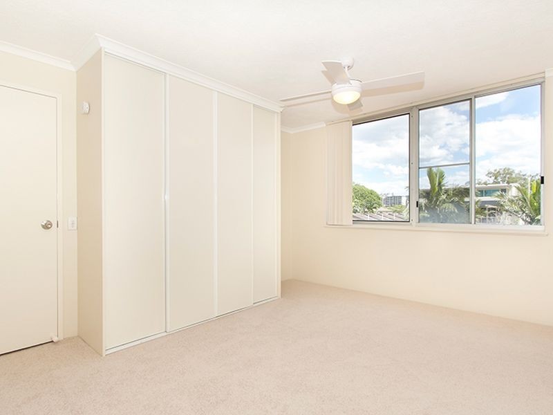 9/122 Macquarie Street, St Lucia QLD 4067