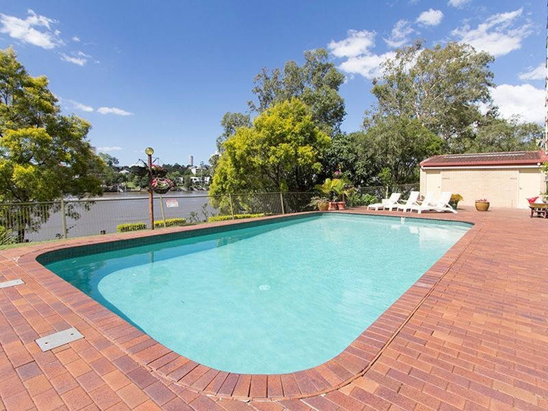 9/122 Macquarie Street, St Lucia QLD 4067