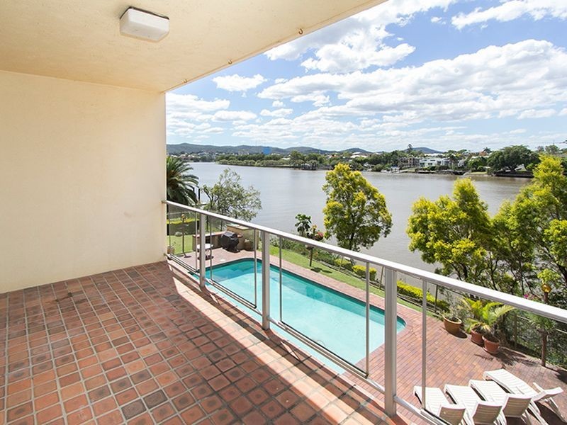 9/122 Macquarie Street, St Lucia QLD 4067