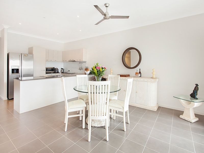 6/98 Joseph Avenue, Moggill QLD 4070