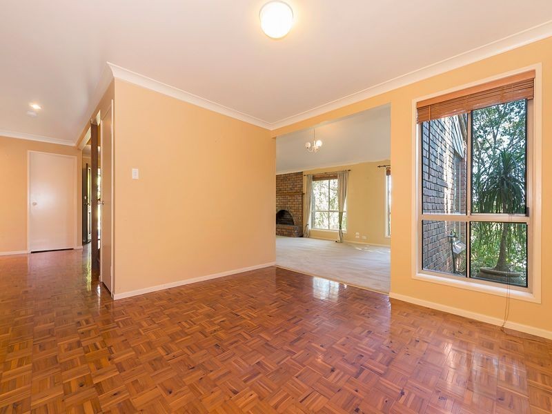 8 Wattlebrush Close, Bellbowrie QLD 4070