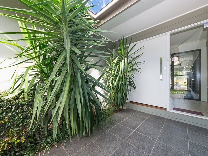 12 Sanctuary Way, Moggill QLD 4070