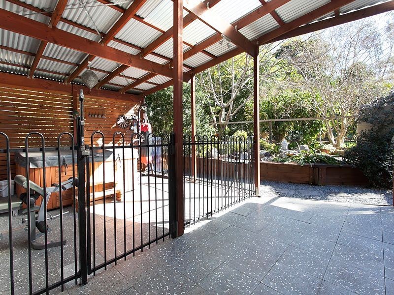 7 Luss Street, Moggill QLD 4070