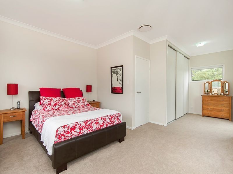 35 Lancewood Place, Moggill QLD 4070