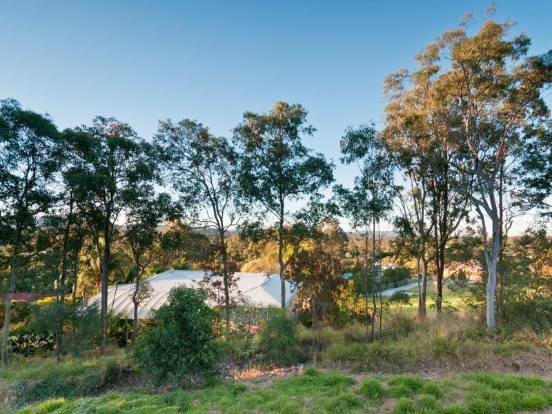35 Lancewood Place, Moggill QLD 4070